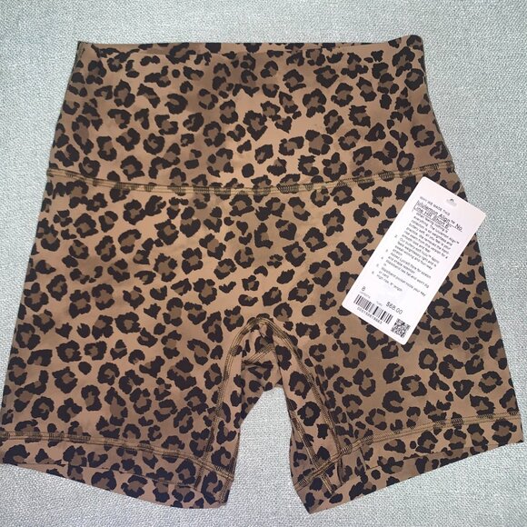 lululemon athletica Pants - Lululemon NWT lululemon Align No Lin High-Rise Short 6" size 8 True Leopard Mult